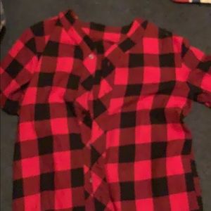 Men’s flannel short sleeve button down